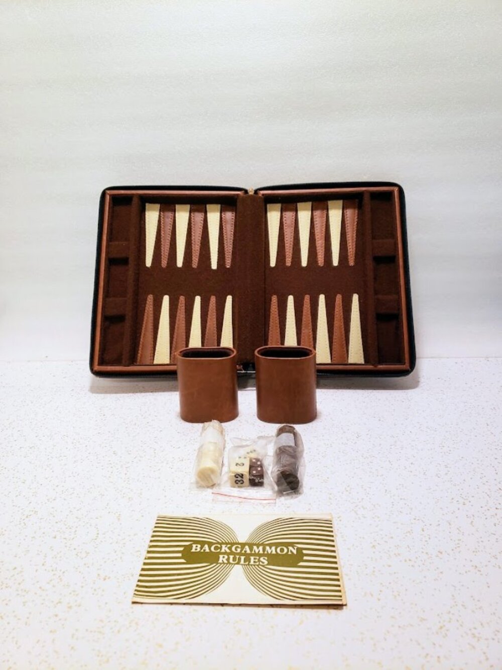 Vintage Backgammon Set 1970s Travel Game Zipper Case Faux Leather Brown Complete
